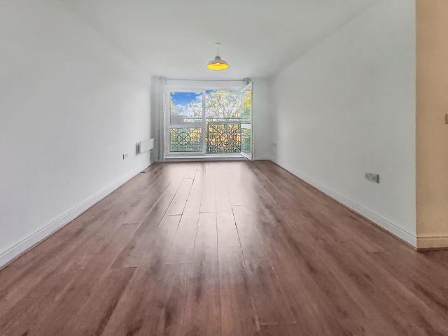 Cline Road, Gean Court Cline Road, N11 1 bed flat to rent £1,550 pcm £358 pw