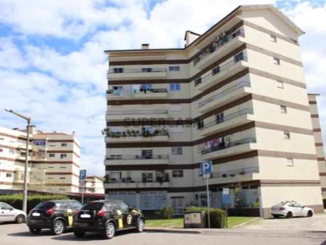 Clínica Médica com 3 gabinetes renovada à venda na Apolónia em Coimbra