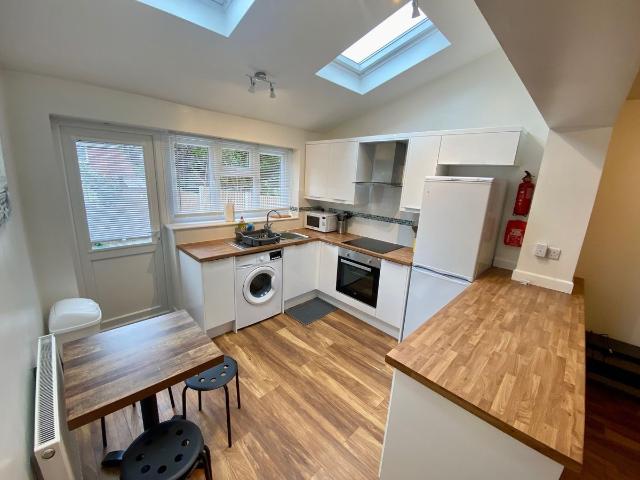 Clinton Court, Nottingham NG1, 3 bed shared accommodation to rent, £1,500 pcm | PrimeLocation