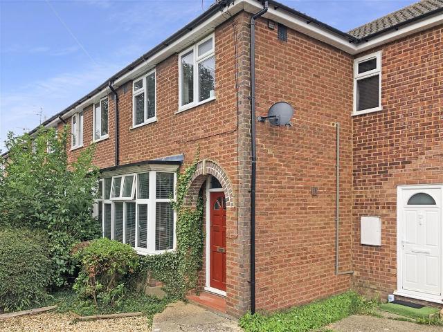 Clinton Crescent, Aylesbury HP21, 1 bed flat to rent, £975 pcm | PrimeLocation