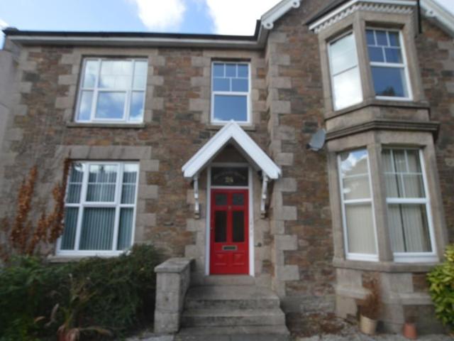 Clinton Road, Redruth TR15, 3 bed flat to rent, £1,200 pcm | PrimeLocation