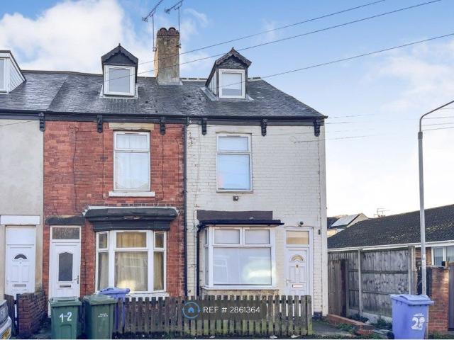 Clinton St, Worksop S80, 3 bed end terrace house to rent, £795 pcm | PrimeLocation