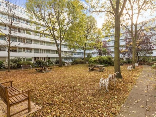 Clipstone Mews, London W1W, 2 bed flat to rent, £3,012 pcm | PrimeLocation