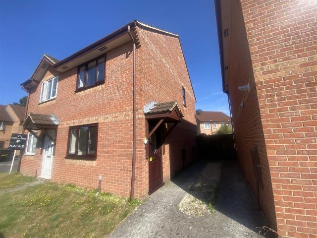 Clipper Close, Bridgwater TA6, 2 bed semi detached house to rent, £995 pcm | PrimeLocation