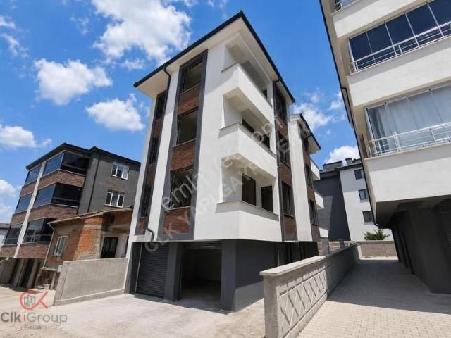 Clk Gm'den Şehir Hastanesi Yakını 2+0 Daireler
