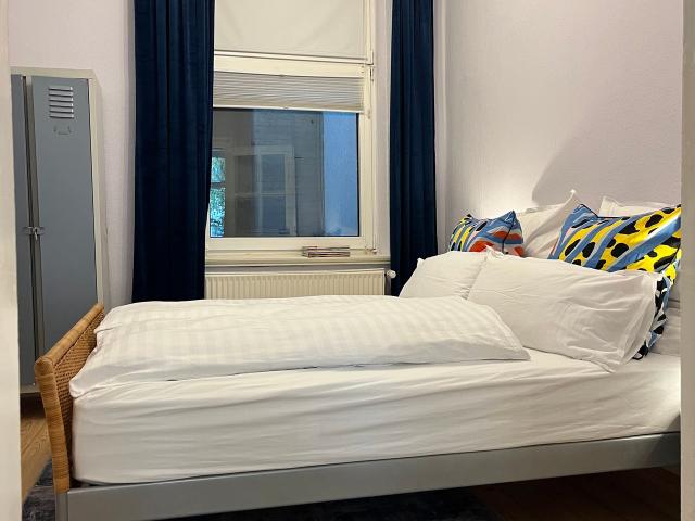 CLS: Modern Business City Apartment Hildesheim, Hildesheim Amsterdam Apartments for Rent
