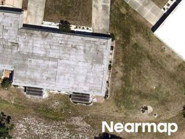 Club Manor Dr