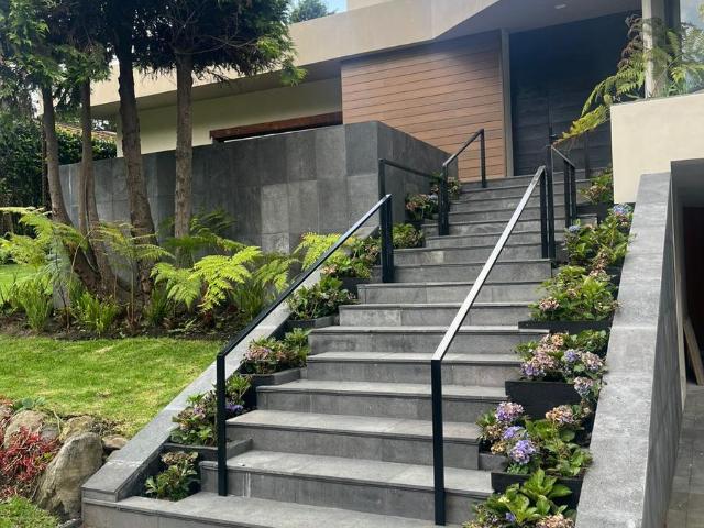 CLUB DE GOLF LOS ENCINOS EN VENTA Residencia de lujo reci?n renovada