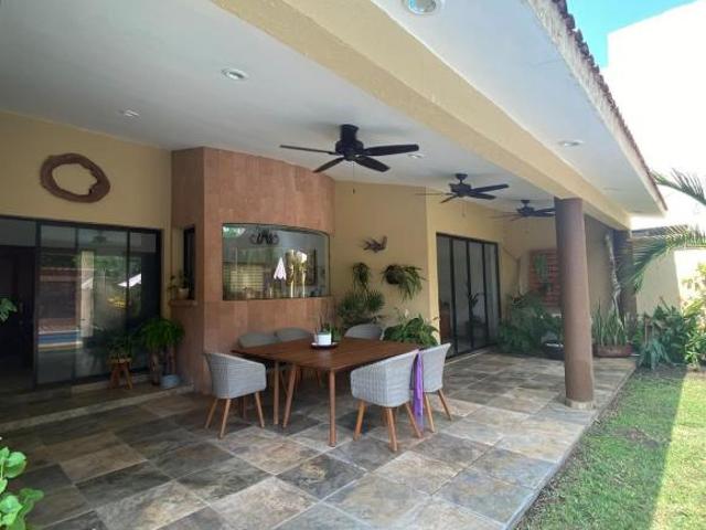 Club de Golf Villa Rica casa en VENTA 3 recamaras, alberca, excelente oportunidad