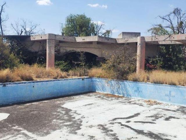 CLUB DEPORTIVO SIN FUNCIONAR SAN JUAN RIO BARRIO SAN ISIDRO OFREZCA