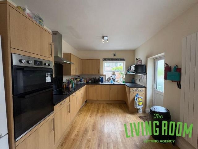 Clun Terrace, Cathays, Cardiff 1 bed in a house share to rent £630 pcm £145 pw