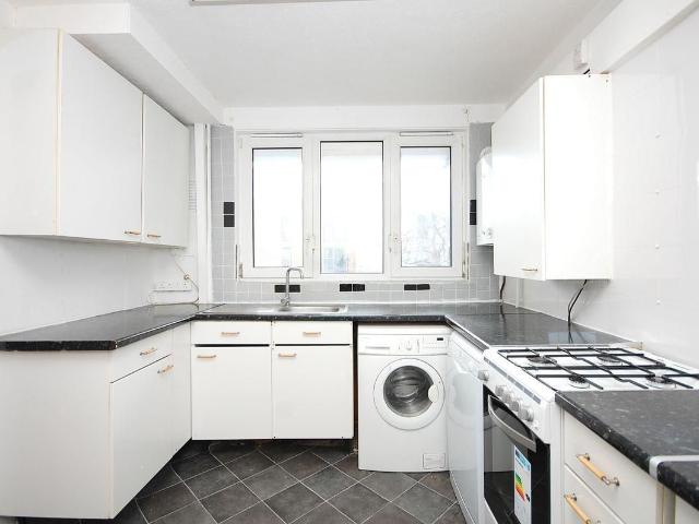 Cluny Estate, London SE1, 3 bed shared accommodation to rent, £3,150 pcm | PrimeLocation