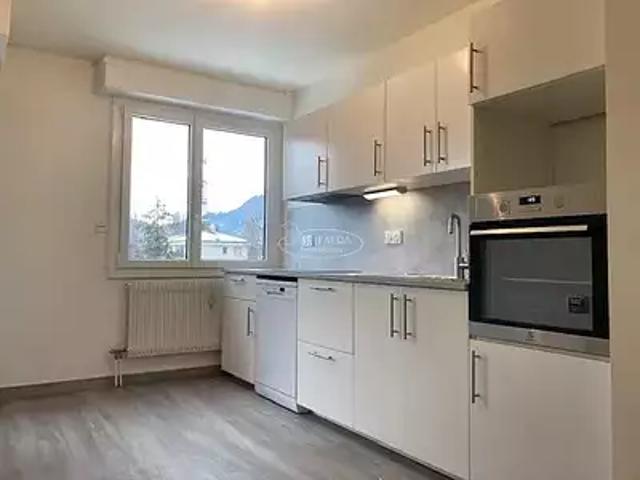 Cluses 74300 Achat / Vente appartement 3 pièces t3