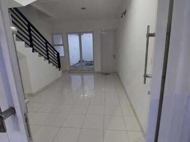 Cluster Sumarecon Bekasi siap huni