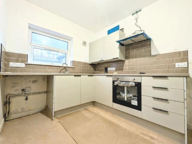 Clydach Road, TONYPANDY