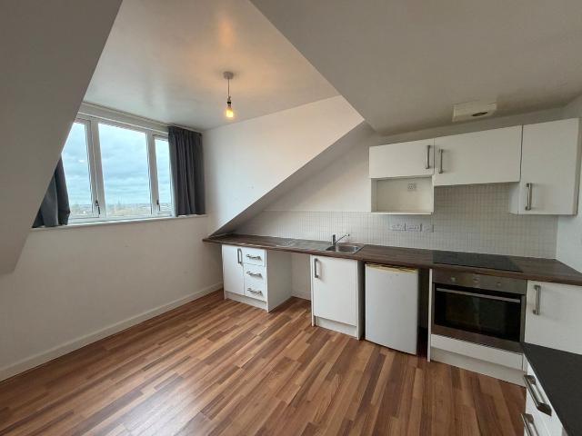 Clyde Court, Leicester LE1, Studio to rent, £640 pcm | PrimeLocation