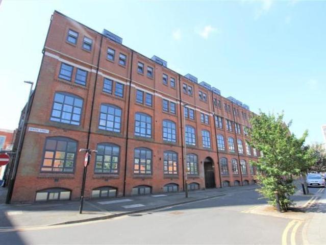 Clyde Court, Leicester LE1 1 bed apartment to rent £640 pcm £148 pw