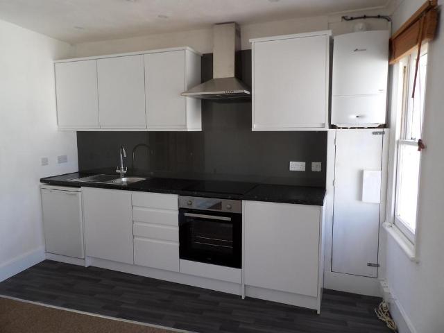 Clyde Road, Brighton, BN1 1 bed house to rent £1,050 pcm £242 pw