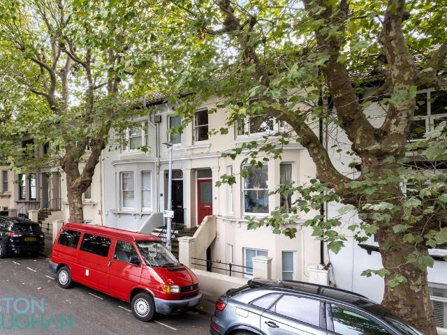 Clyde Road, Brighton BN1, 2 bed flat to rent, £1,850 pcm | PrimeLocation