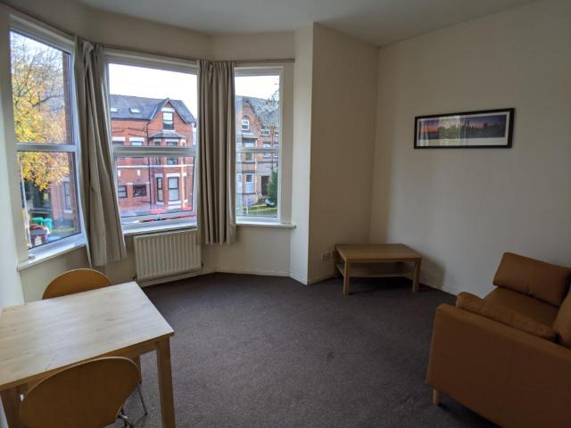 Clyde Road, West Didsbury M20 2 bed flat to rent £1,359 pcm £314 pw