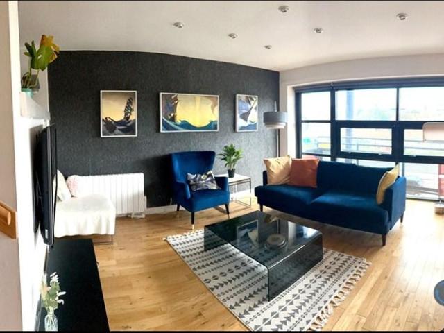 Clyde Street, Glasgow, G1 2 bed flat to rent £1,400 pcm £323 pw