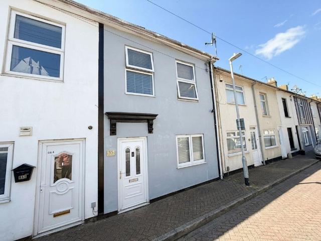 Clyde Street, Sheerness ME12 3 bed house to rent £1,250 pcm £288 pw