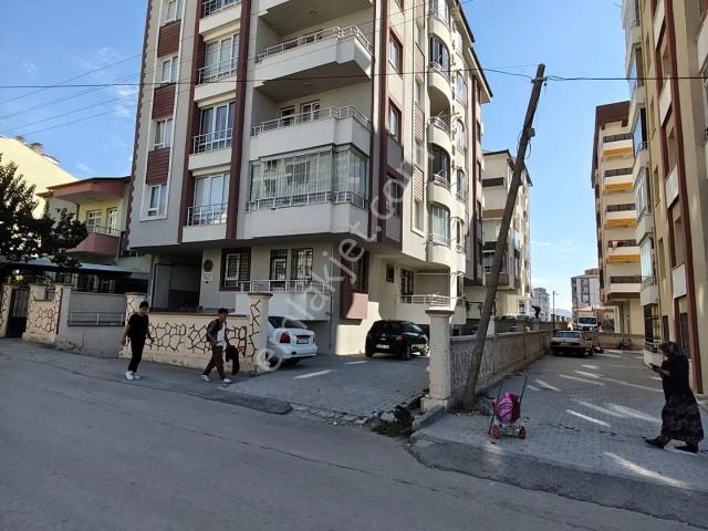 Cm Emlaktan, İlhanlı Mah. Otogar Yakını 6. Kat 3+1 Kiralik Daire