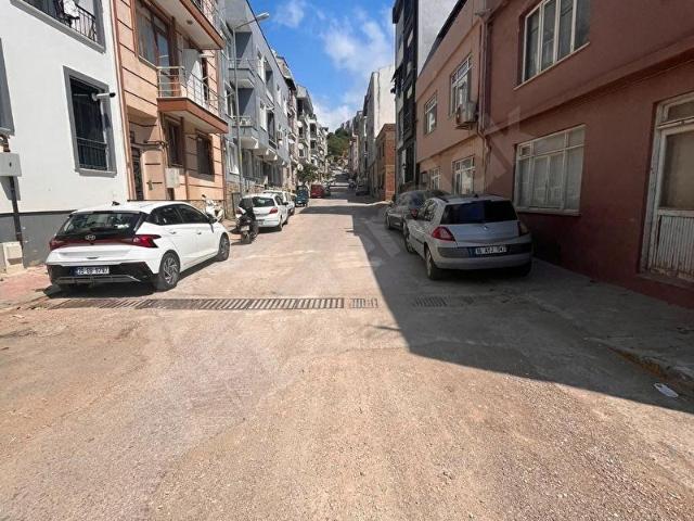 CM GROUP İNVEST ERDEK ALAATTİN MAHALLESİNDE ÇARŞI İÇİ SATILIK 1+1 DAİRE