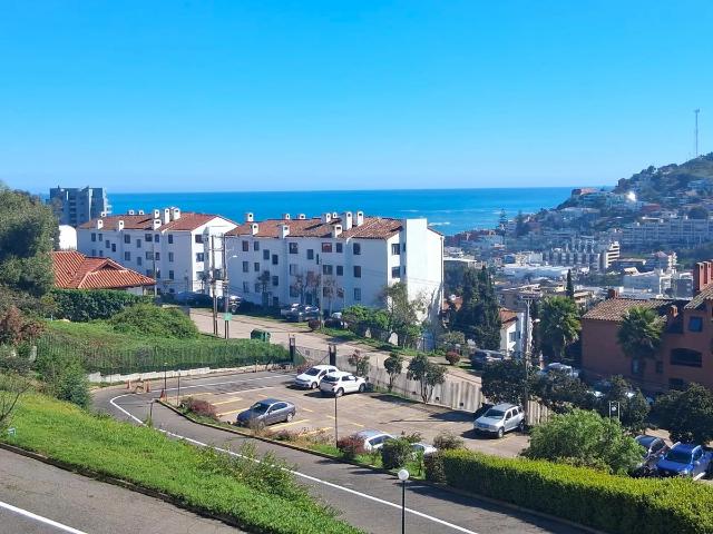 Cs departamento en sector residencial jardín del mar, reñaca