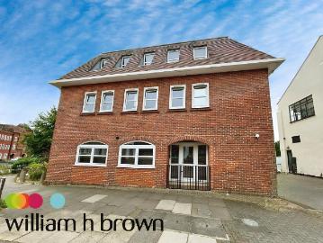 Crouch Street, Colchester CO3, 1 bed flat to rent, £1,000 pcm | PrimeLocation