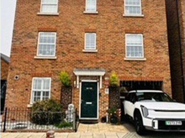 Croucher Avenue, Ebbsfleet Valley, Swanscombe DA10, 4 bed detached house to rent, £3,100 pcm | PrimeLocation