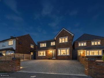 Crouchfield, Hemel Hempstead. 5 bed detached house to rent £3,750 pcm £865 pw