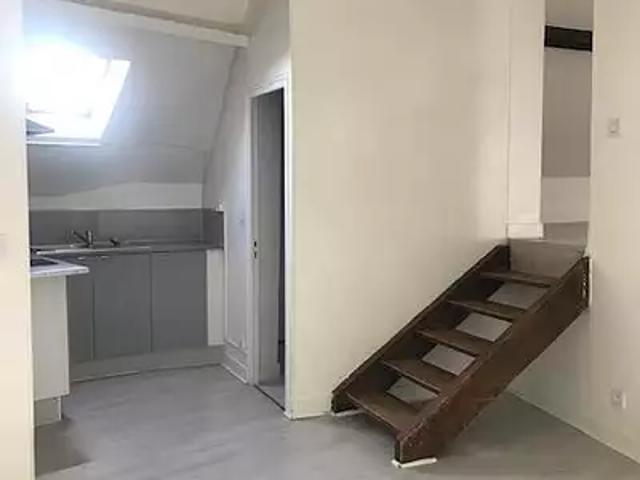 Crouy en Thelle 60530 Location appartement 2 pièces t2 au dernier étage