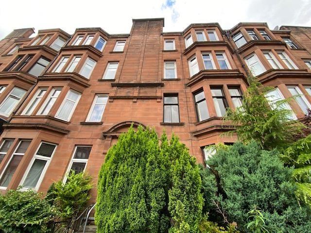 Crow Road, Glasgow G11, 2 bed flat to rent, £1,250 pcm | PrimeLocation