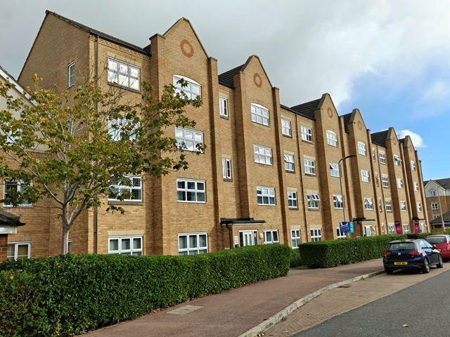 Crowe Road, Bedford MK40, 2 bed flat to rent, £1,295 pcm | PrimeLocation