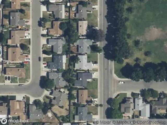 Crowell Rd