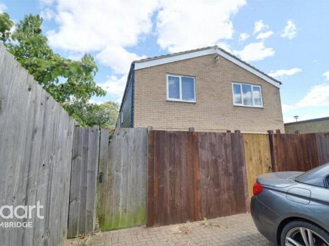 Crowland Way, Cambridge 2 bed flat to rent £1,300 pcm £300 pw