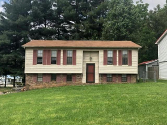 Crown Cir