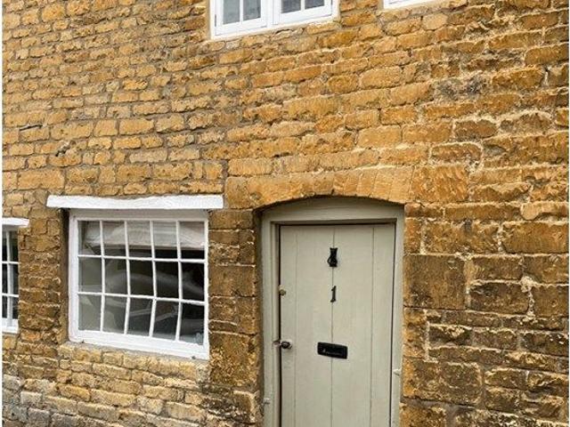 Crown Cottage, Blockley GL56, 2 bed terraced house to rent, £1,625 pcm | PrimeLocation