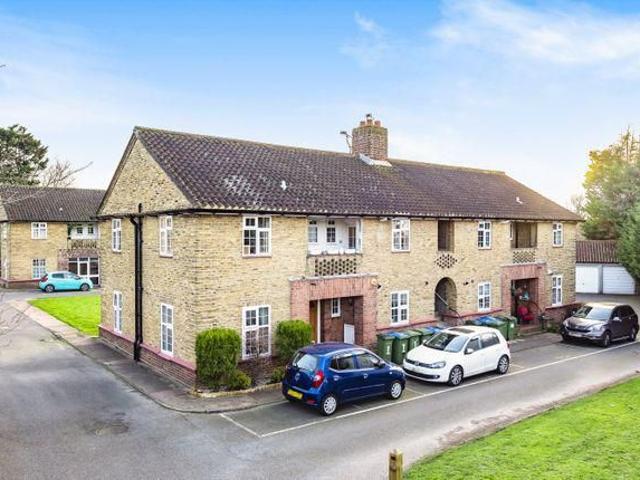 Crown Court, Horn Park Lane SE12, 3 bed maisonette to rent, £2,300 pcm | PrimeLocation
