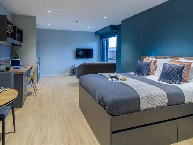 Crown House, Sheffield Has an Apartment