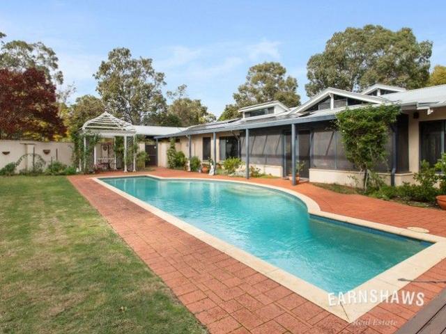 Crown Jewel Of Hills Executive Living