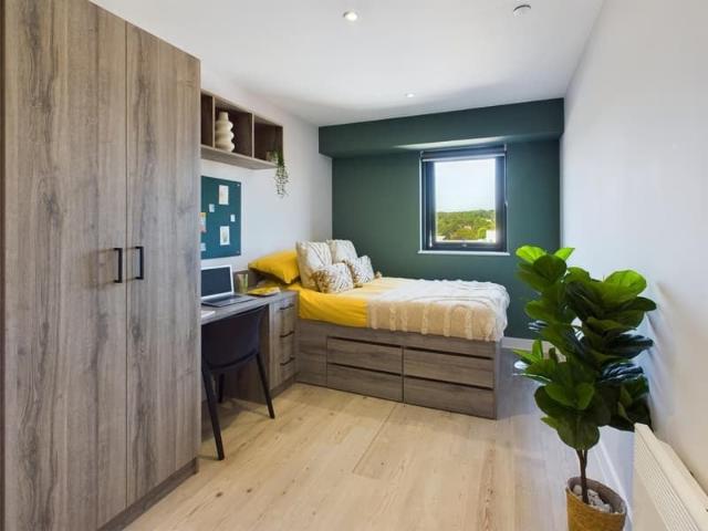 Crown Place Nottingham – Jan 2027 Takeover