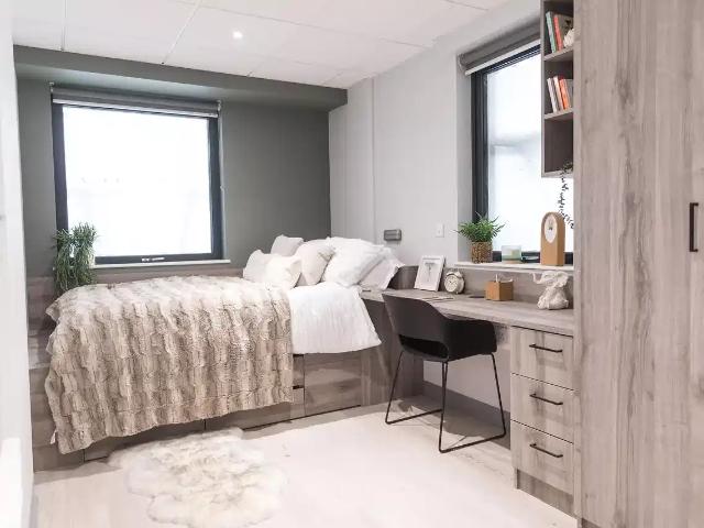 Crown Place, Swansea Student Accommodation | Amber