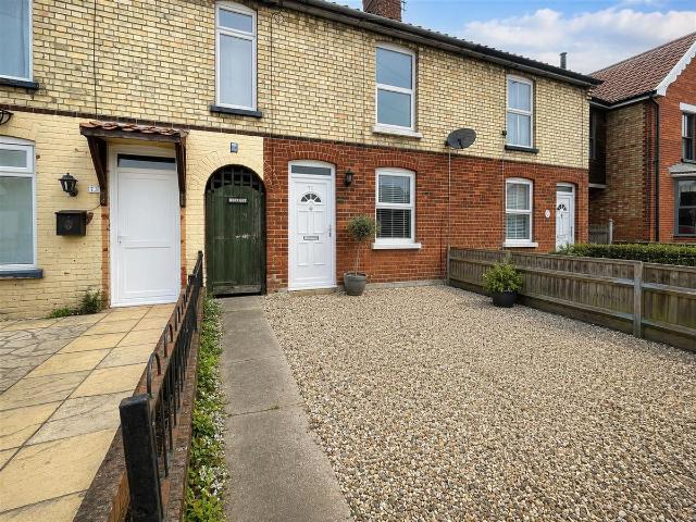 Crown Road, Dereham NR20, 3 bed end terrace house to rent, £1,050 pcm | PrimeLocation