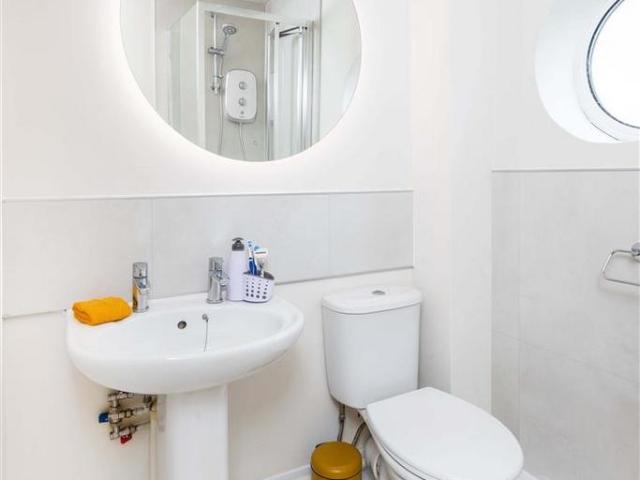 Crown Station Place, Liverpool L7 1 bed in a flat share to rent £750 pcm £173 pw