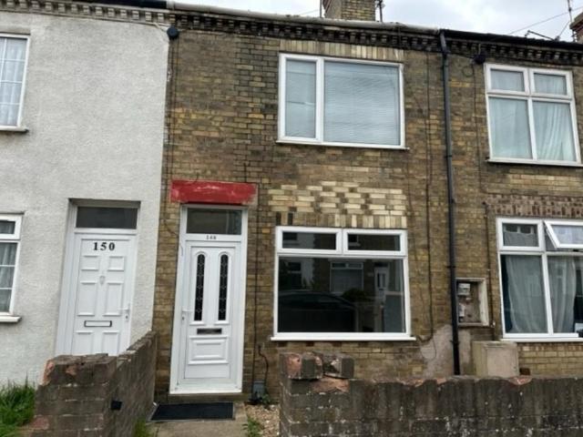Crown Street, Peterborough PE1, 3 bed terraced house to rent, £950 pcm | PrimeLocation