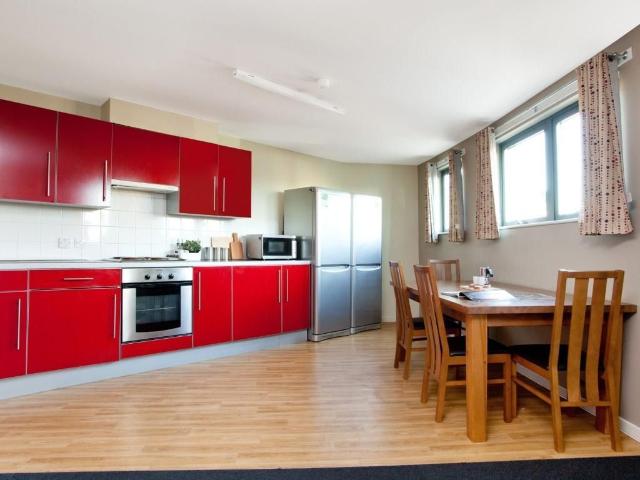 Crown Street, Reading RG1, 1 bed flat to rent, £1,062 pcm | PrimeLocation