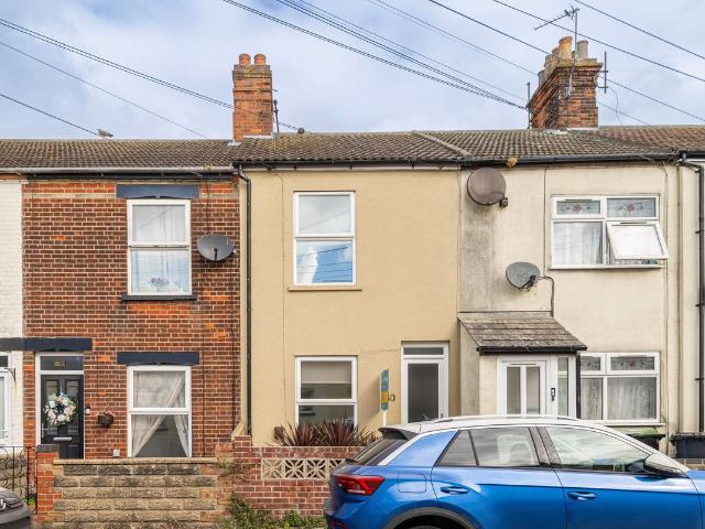 Crown Street West, Lowestoft NR32, 3 bed terraced house to rent, £925 pcm | PrimeLocation