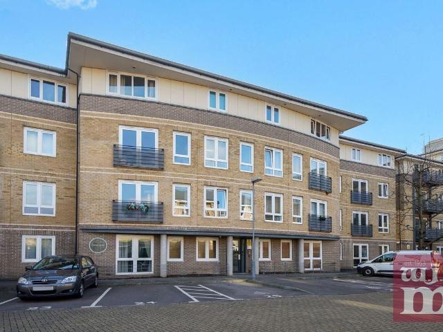Crowngate House, Bow E3, 1 bed flat to rent, £1,800 pcm | PrimeLocation